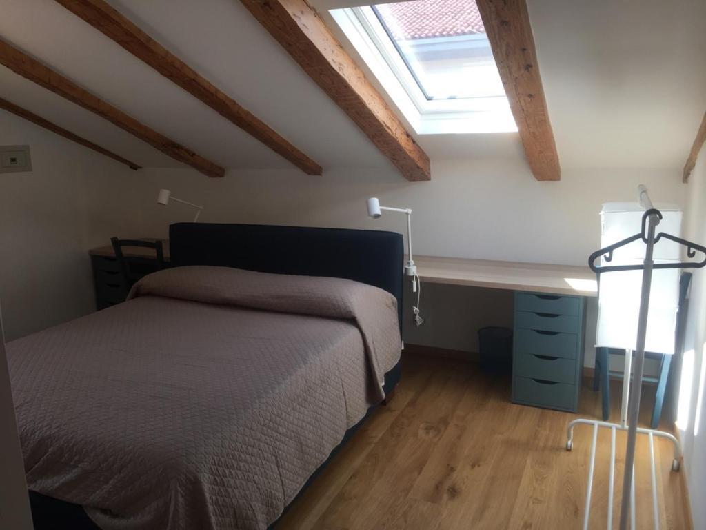Alla Scaletta B Apartment Trieste Ngoại thất bức ảnh